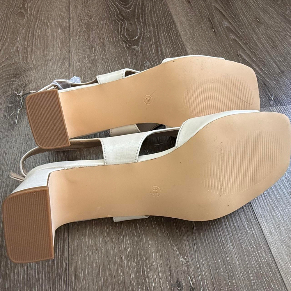 Newbella Cream Sandal Heels Size 8.5 - Picture 4 of 5